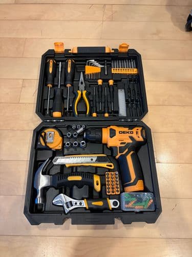 Boite a outils et perceuse - image 1