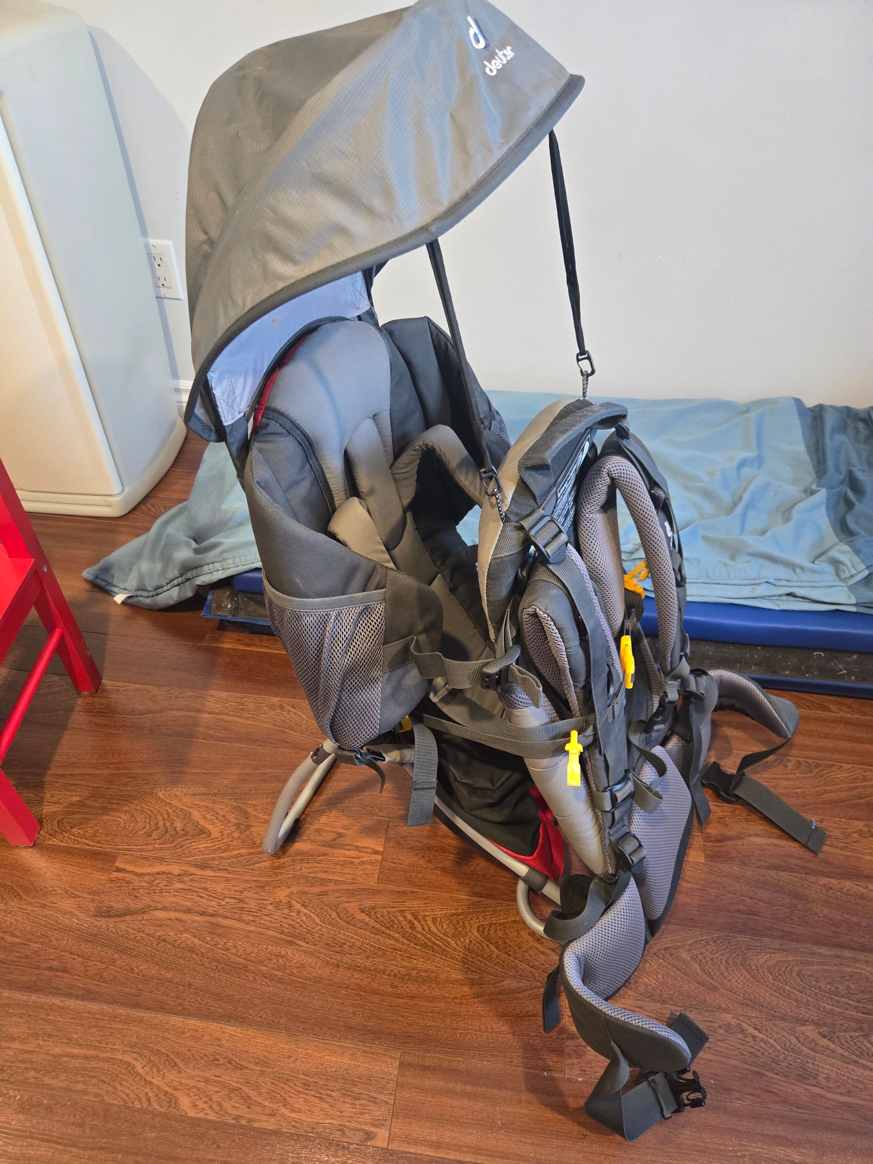 Porte bébé randonnée deuter
